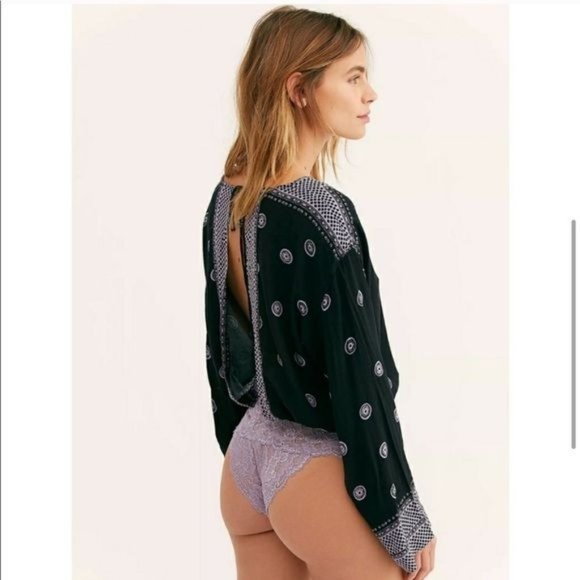 Free People On Board Plunging Long Flared Sleeve Lace V-Neck Bodysuit - Picture 3 of 6